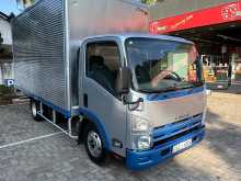 Isuzu Full Body 2014 Lorry