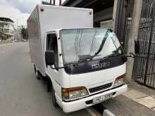 Isuzu Full Body 10.5 Ft 1999 Lorry