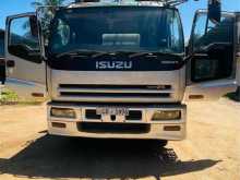 https://riyasewana.com/uploads/isuzu-giga-920331522512.jpg