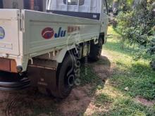https://riyasewana.com/uploads/isuzu-half-body-1991-161749111260458.jpg