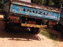 https://riyasewana.com/uploads/isuzu-isusu-142129054103.jpg