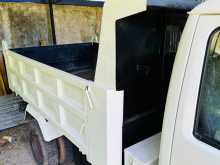 https://riyasewana.com/uploads/isuzu-isusu-motor-2006-2219450712243.jpg