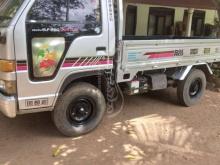Isuzu 250 1986 Lorry