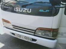 Isuzu Isuzu 2002 Van