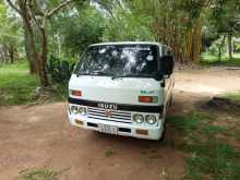 Isuzu Isuzu 1980 Van