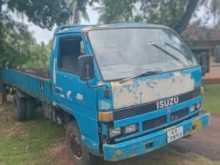 https://riyasewana.com/uploads/isuzu-isuzu-1983-314132912672.jpg