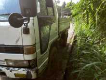 https://riyasewana.com/uploads/isuzu-isuzu-1986-216234212122.jpg