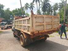 https://riyasewana.com/uploads/isuzu-isuzu-1986-56492412683.jpg