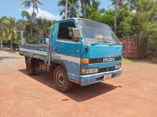 https://riyasewana.com/uploads/isuzu-isuzu-1986-66381812252.jpg