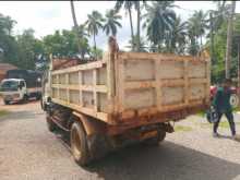 https://riyasewana.com/uploads/isuzu-isuzu-1988-206444612114.jpg