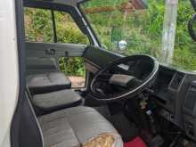 https://riyasewana.com/uploads/isuzu-isuzu-1989-712533012354.jpg