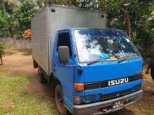 Isuzu NKR 58E 1987 Lorry