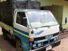 Isuzu Adi 10.5 1982 Lorry