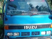 Isuzu ELF 1984 Lorry