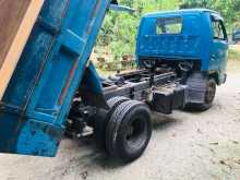 https://riyasewana.com/uploads/isuzu-isuzu-elf-111013124623.jpg