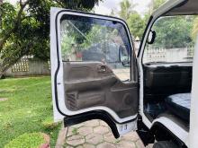 https://riyasewana.com/uploads/isuzu-isuzu-elf-1716004724053.jpg