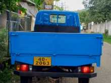 https://riyasewana.com/uploads/isuzu-isuzu-elf-1987-272331512373.jpg