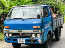 Isuzu ELF 1986 Lorry
