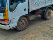 https://riyasewana.com/uploads/isuzu-isuzu-elf-2002-613465412012.jpg