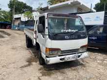 Isuzu ELF 2000 Lorry