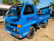 Isuzu ELF 250 10.5 1981 Lorry