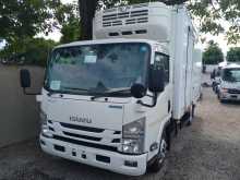 Isuzu ELF 2016 Lorry