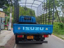 https://riyasewana.com/uploads/isuzu-isuzu-lorry-122121517656.jpg