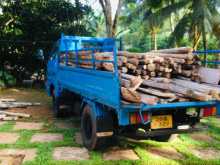 https://riyasewana.com/uploads/isuzu-isuzu-lorry-232135474283.jpg