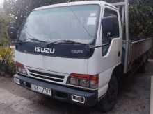 Isuzu NQR 18.5 Feet 2002 Lorry