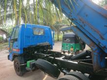 https://riyasewana.com/uploads/isuzu-isuzu-tiper-31325076706.jpg