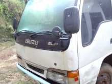 Isuzu Tipper 2000 Van