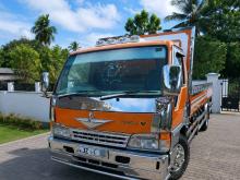 Isuzu TRIPER 2000 Truck