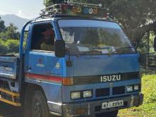 https://riyasewana.com/uploads/isuzu-isuzu-truck-2515413824662.jpg