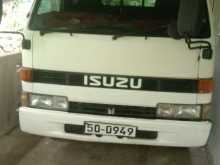 Isuzu ELF 1985 Crew Cab