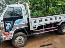https://riyasewana.com/uploads/isuzu-izusu-npr-19921594032.jpg