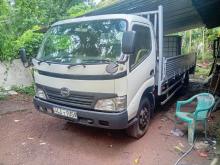 Isuzu Elf 2011 Lorry
