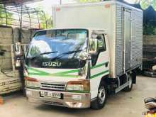 Isuzu Elf 2002 Lorry