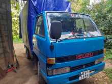 Isuzu ELF 1976 Lorry