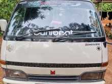 Isuzu Isuzu 1992 Van