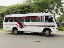 https://riyasewana.com/uploads/isuzu-journey-1715545822442.jpg