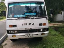 Isuzu Journey 1989 Bus
