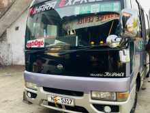 Isuzu Journey 2009 Bus