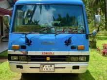 Isuzu Journey 1983 Bus