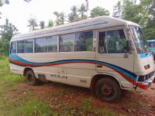 Isuzu Journey L 1997 Bus