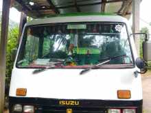 Isuzu Journey M 1977 Bus