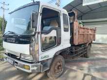 https://riyasewana.com/uploads/isuzu-juston-forward-1997-1423410012872.jpg