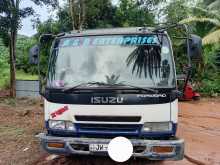 Isuzu Juston Forward 2000 Lorry