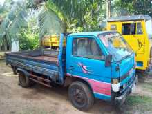 https://riyasewana.com/uploads/isuzu-k521-1978-123165612472.jpg