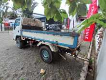 https://riyasewana.com/uploads/isuzu-kad51-1814404313.jpg