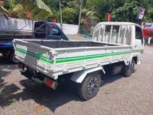 https://riyasewana.com/uploads/isuzu-kad51-27120928393.jpg